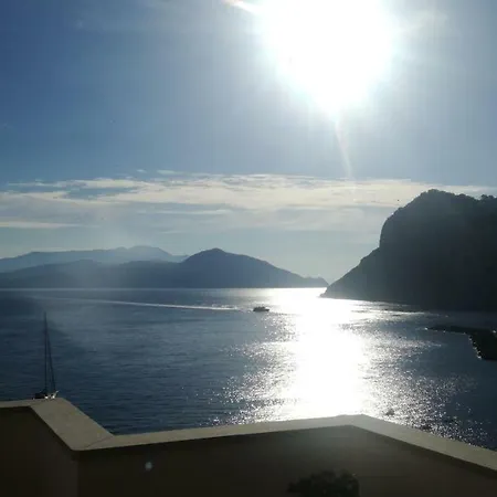 Punta Vivara 4*