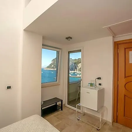 Punta Vivara