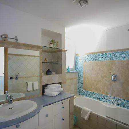 Punta Vivara B&B 4*