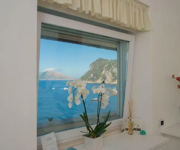Bed & Breakfast Punta Vivara 4*