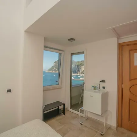 Bed and breakfast Punta Vivara Capri